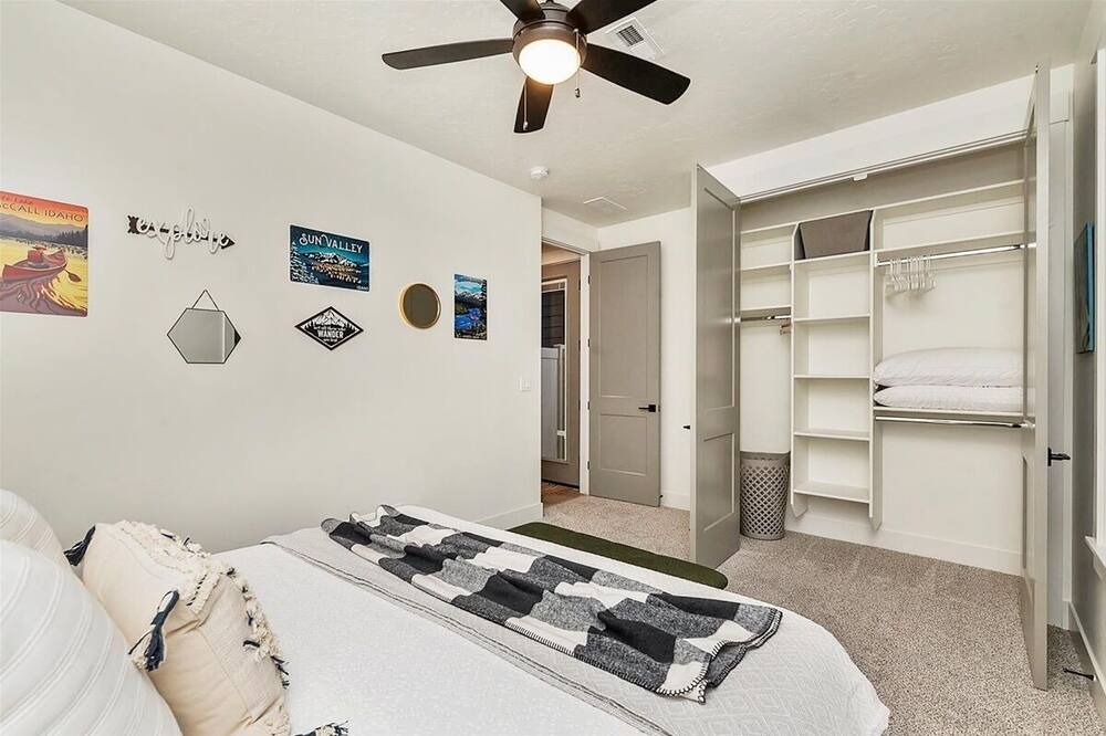Photo of Bedroom in Southeast Boise