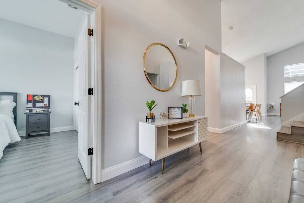 Photo of Bedroom in Lake Davenport Estates