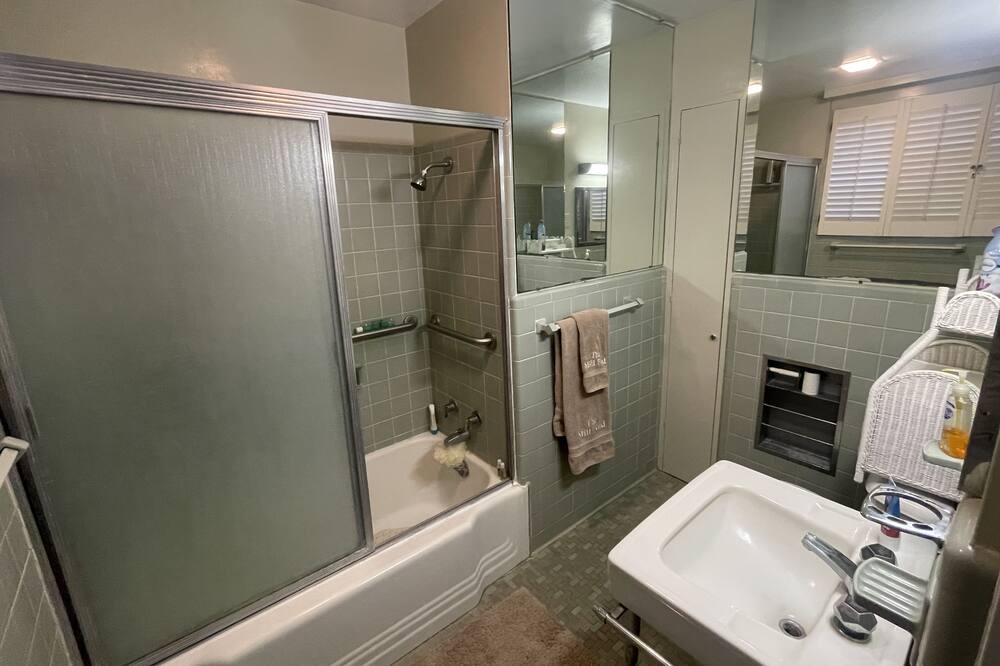 Photo of Bathroom in Whiteville