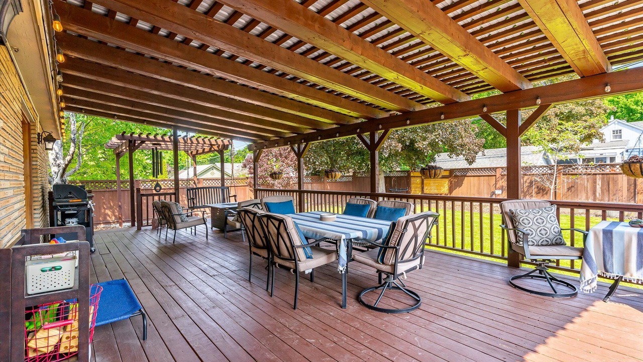 Photo of Outdoor in Garden District