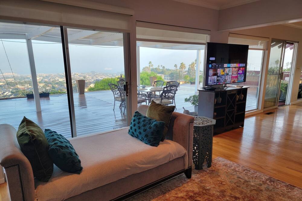 Photo of Livingroom in Coastal San Pedro