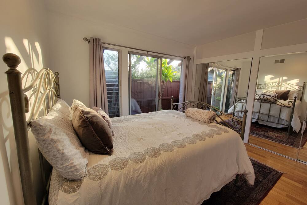 Photo of Bedroom in Coastal San Pedro