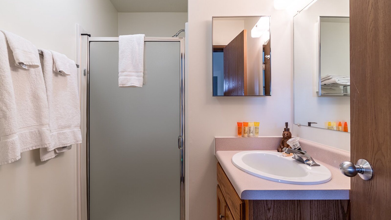 Photo of Bathroom in West Yellowstone