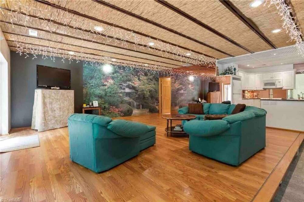 Photo of Livingroom in Southmont