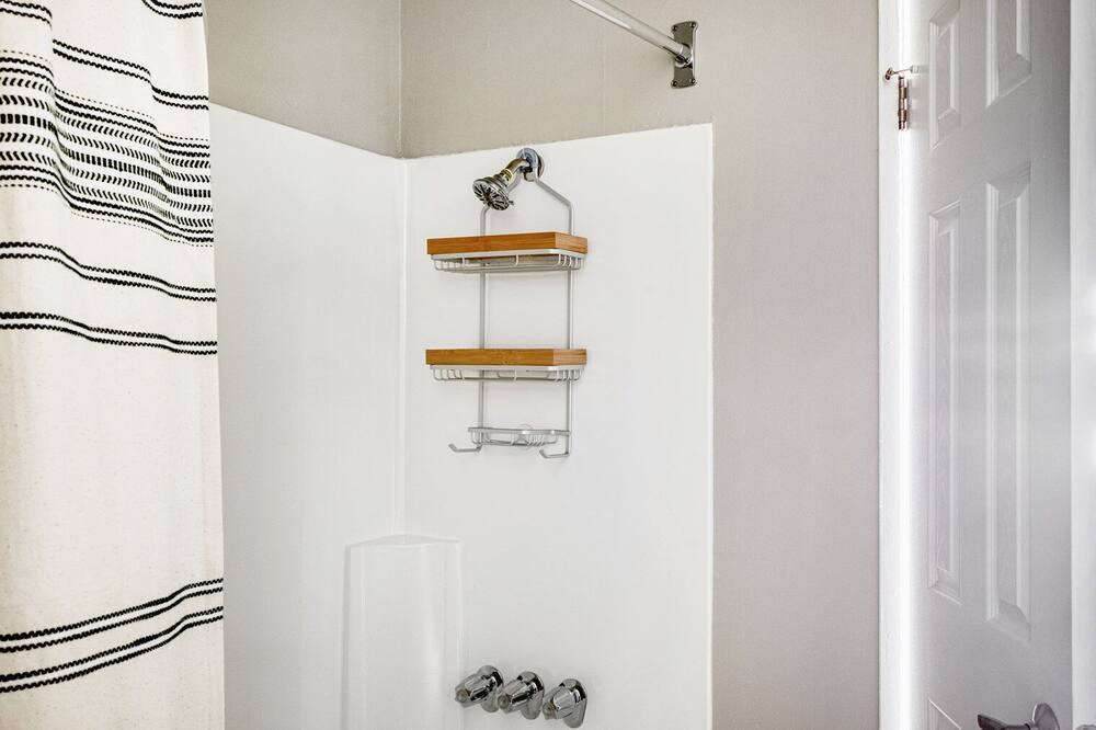 Photo of Bathroom in Rampart Village