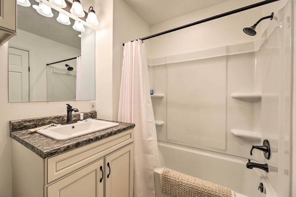 Photo of Bathroom in Alpine Northeast
