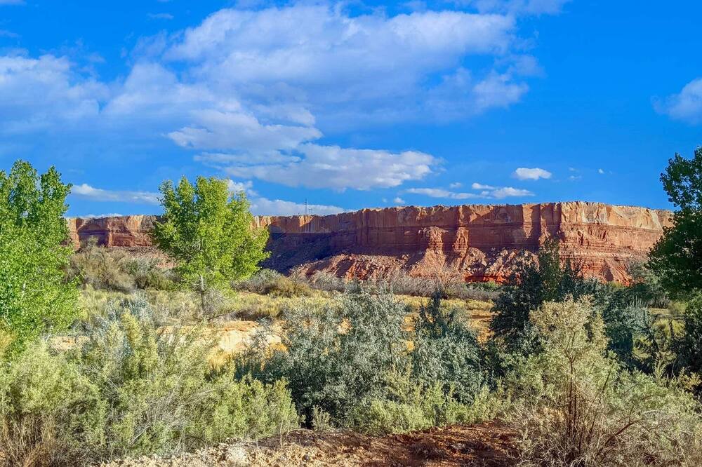 Photo of Outdoor in Bluff