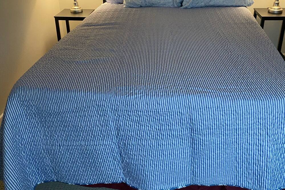 Photo of Bedroom in Detroit
