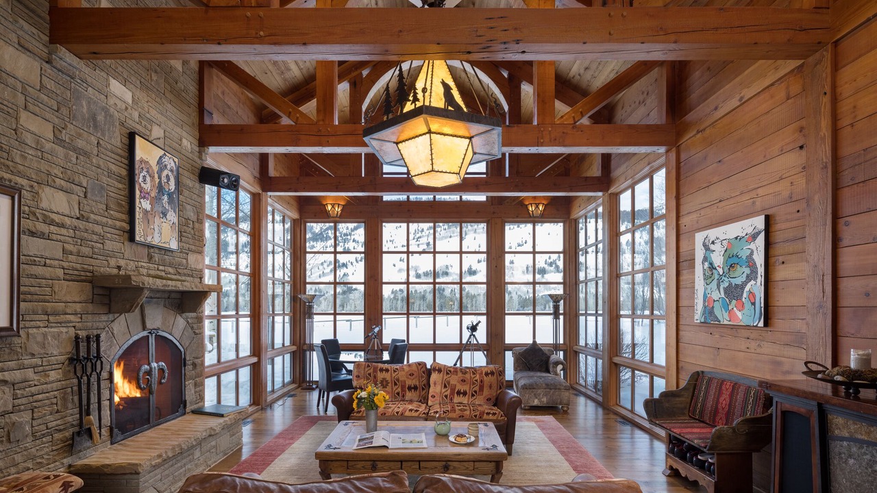 Photo of Livingroom in Teton Pines