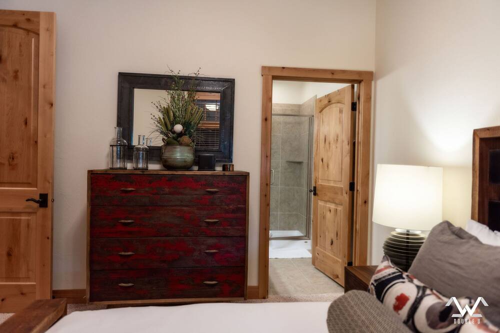 Photo of Bedroom in Big Sky