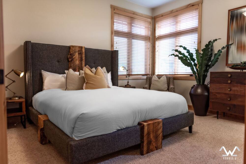 Photo of Bedroom in Big Sky