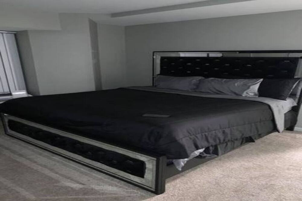 Photo of Bedroom in Detroit