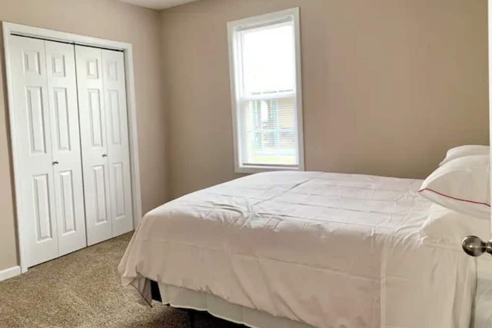 Photo of Bedroom in Franklin