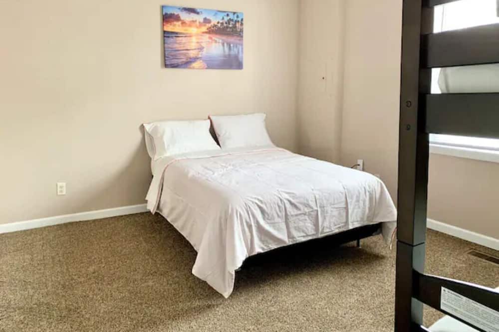 Photo of Bedroom in Franklin