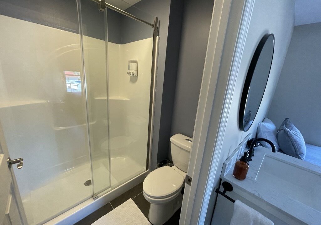 Photo of Bathroom in Middle Valley