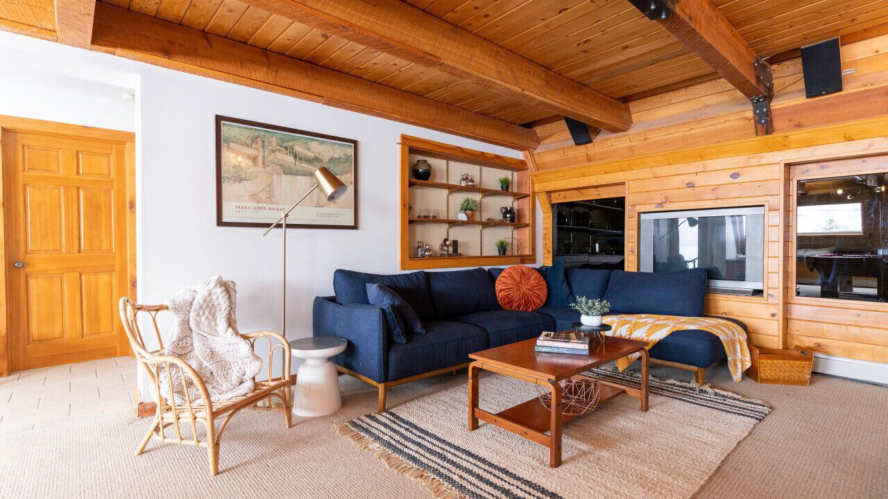 Photo of Livingroom in Livingston
