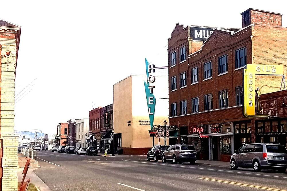 Photo of Outdoor in Livingston
