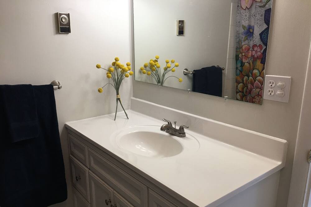 Photo of Bathroom in Garden District
