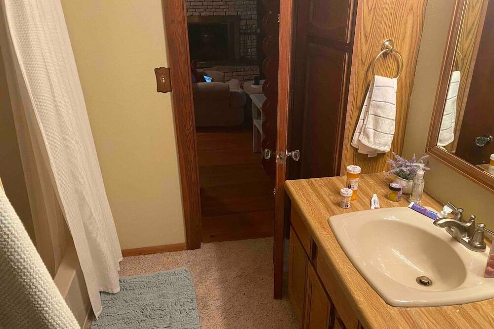 Photo of Bathroom in Hampton