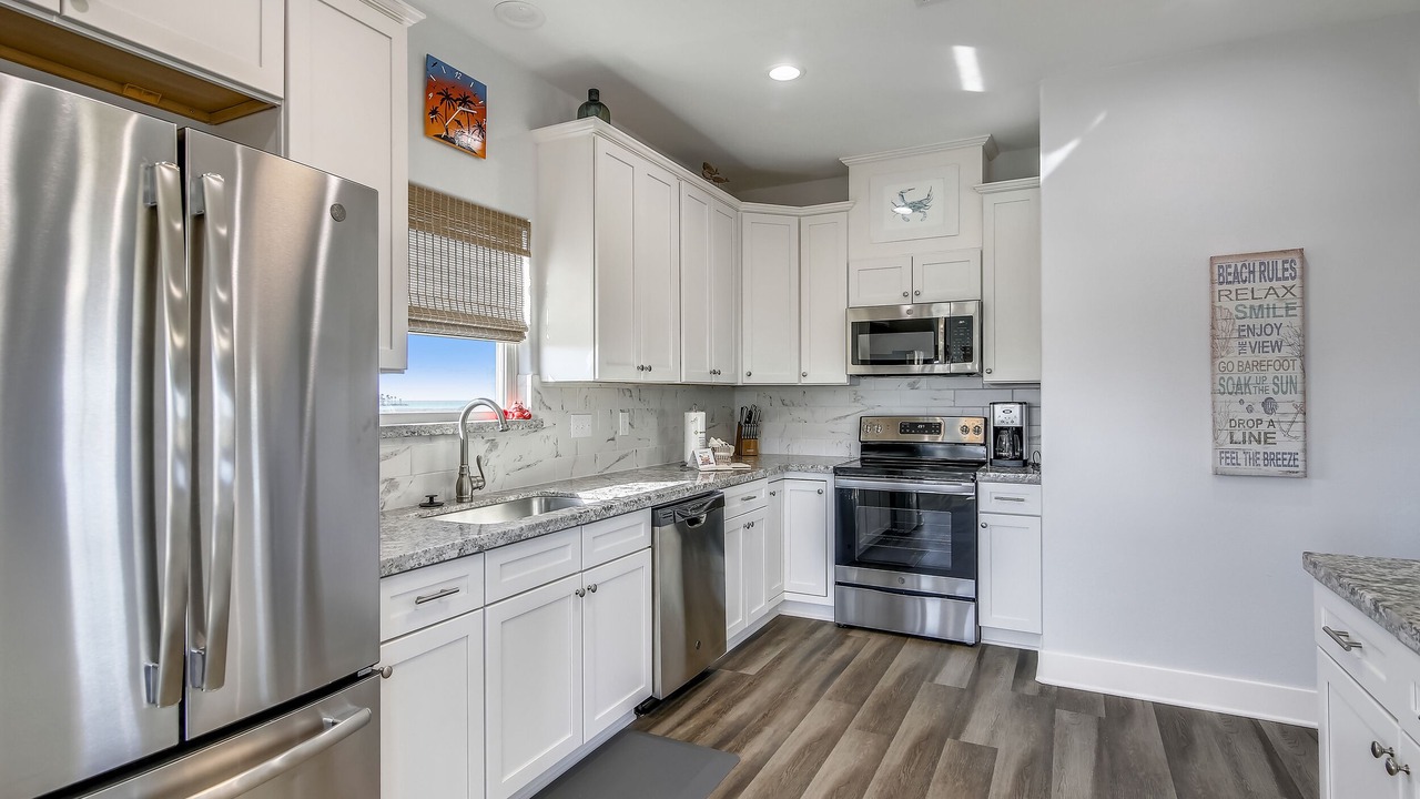 Photo of Kitchen in Terramar Beach