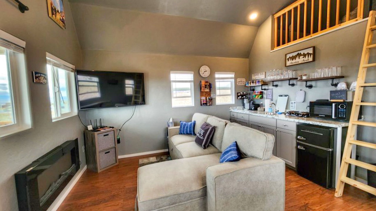 Photo of Livingroom in Broadwater County