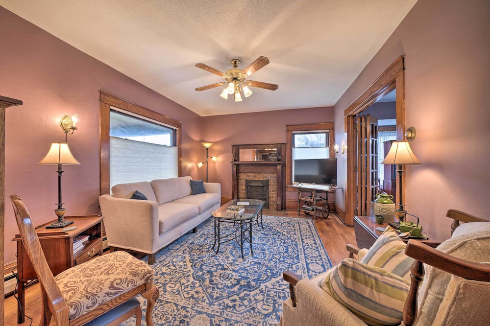 Photo of Bedroom in North Lima