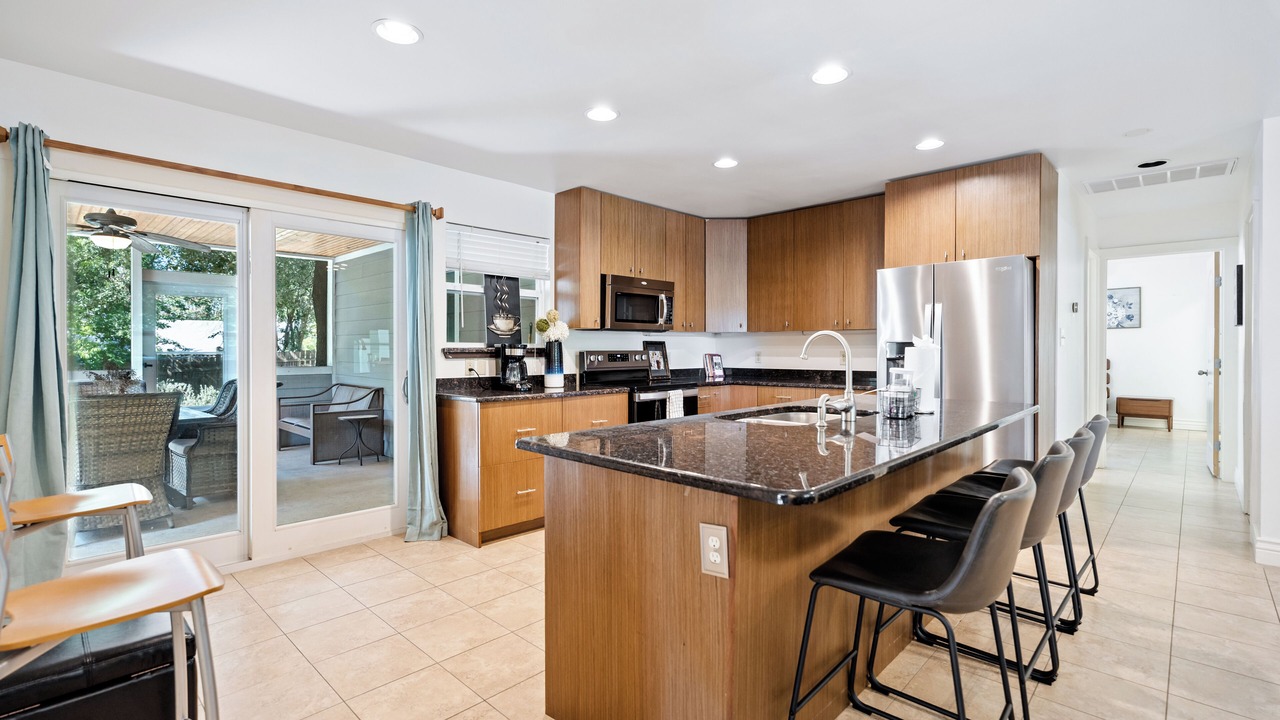 Photo of Kitchen in Greater South River City