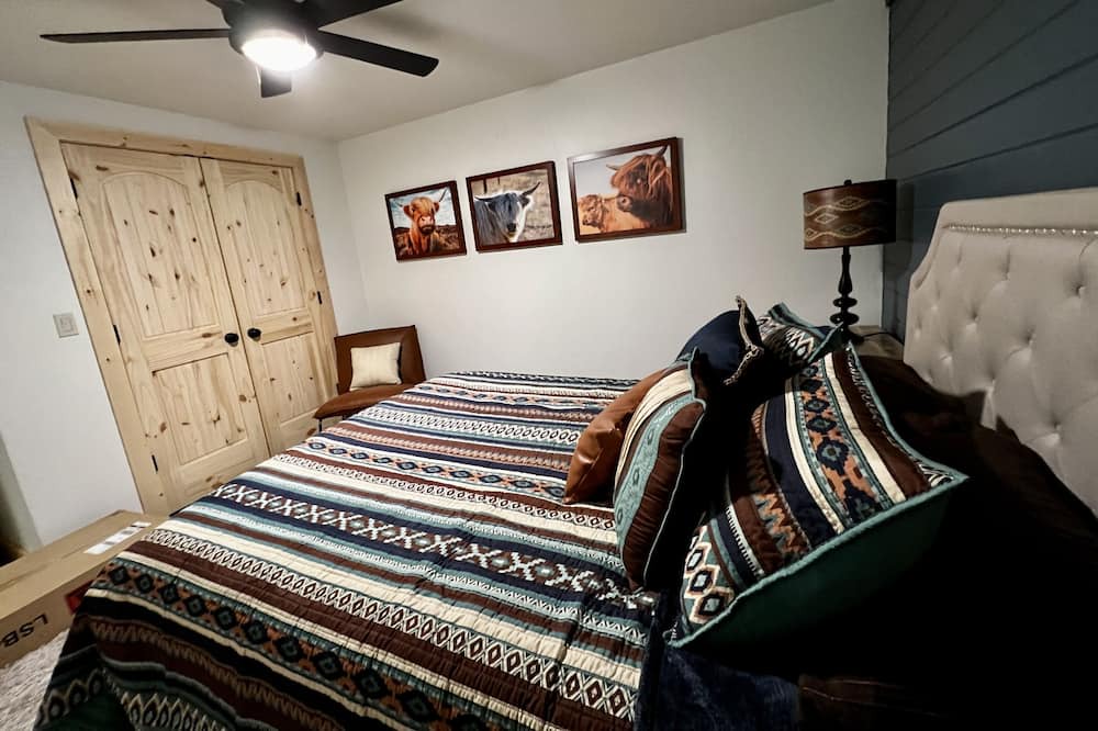 Photo of Bedroom in Story