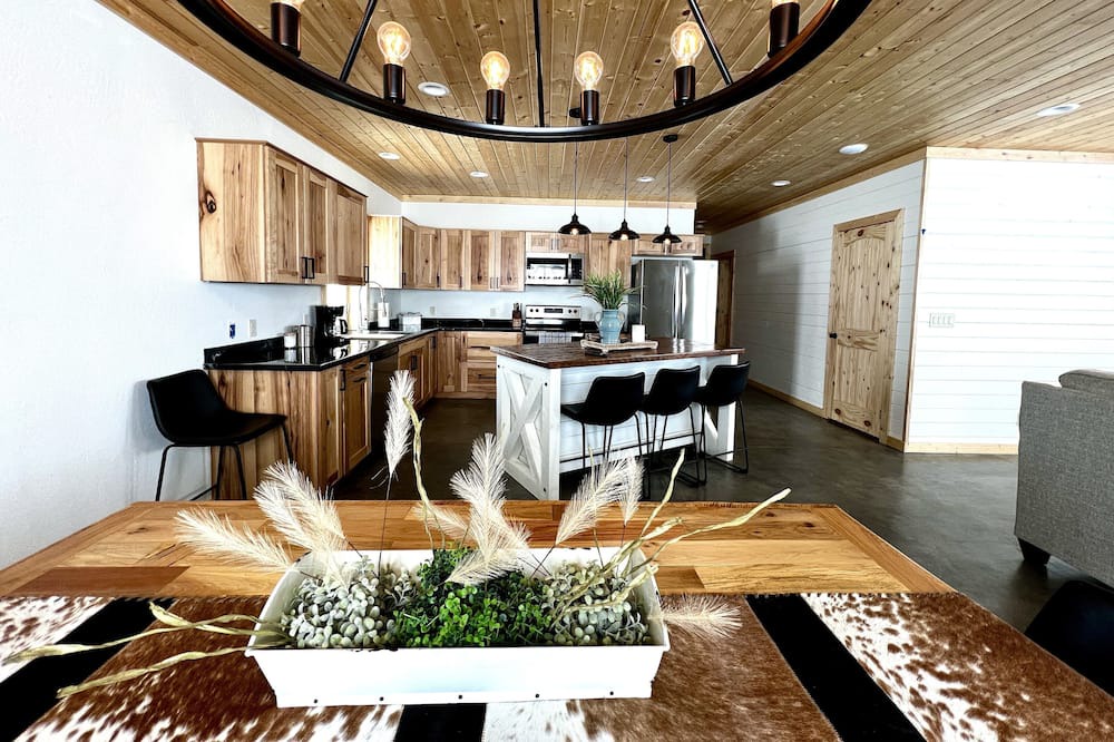 Photo of Kitchen in Story