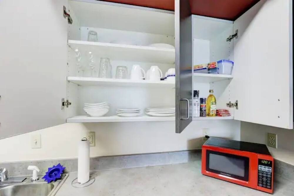 Photo of Bedroom in Midtown