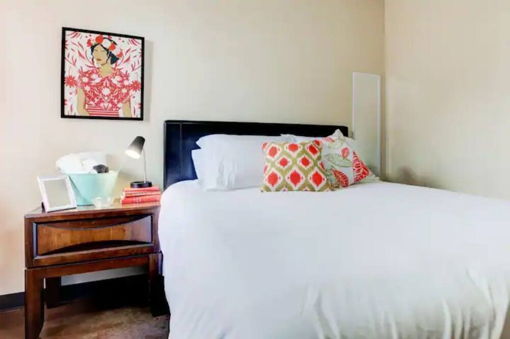 Photo of Bedroom in Midtown