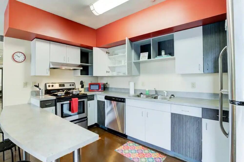 Photo of Kitchen in Midtown