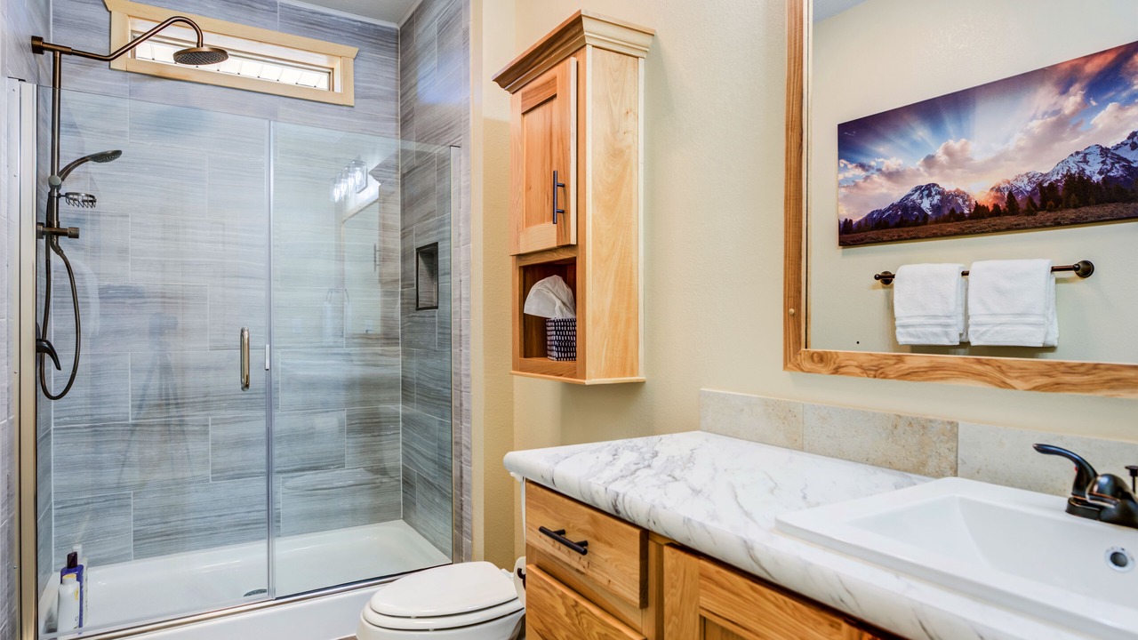 Photo of Bathroom in West Yellowstone