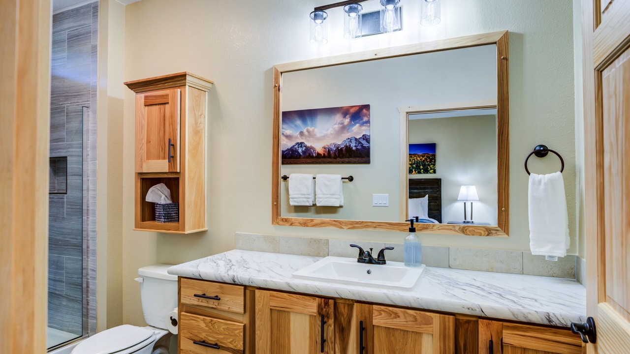 Photo of Bathroom in West Yellowstone