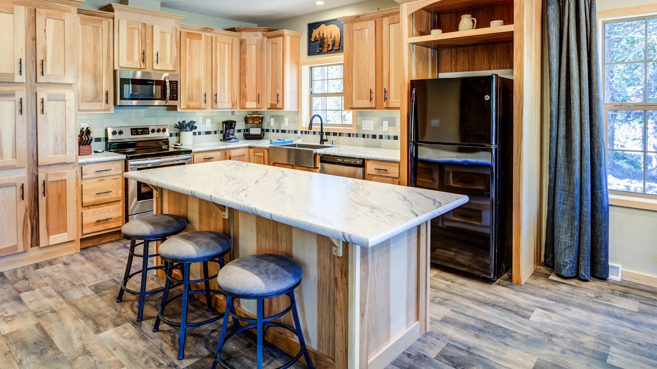 Photo of Kitchen in West Yellowstone