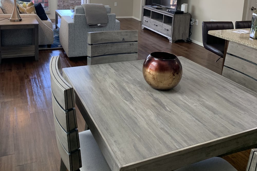 Photo of Livingroom in Pinch District