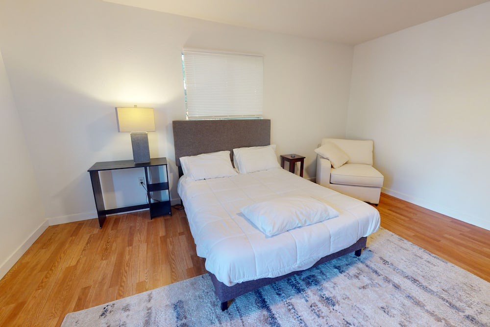 Photo of Bedroom in Yelm