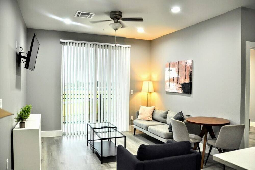 Photo of Bedroom in Sealy