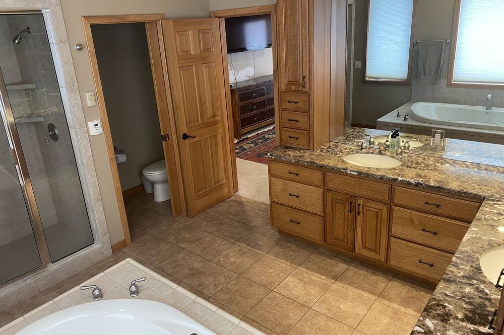 Photo of Bathroom in Alpine