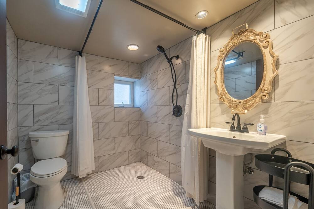 Photo of Bathroom in Livingston