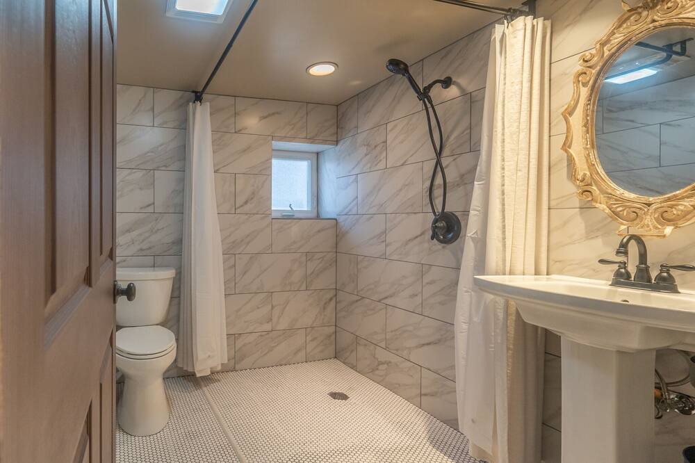 Photo of Bathroom in Livingston