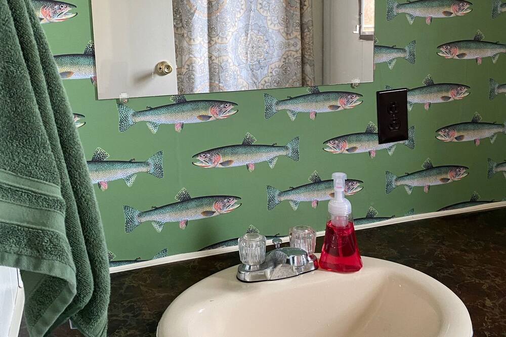 Photo of Bathroom in Fort Smith