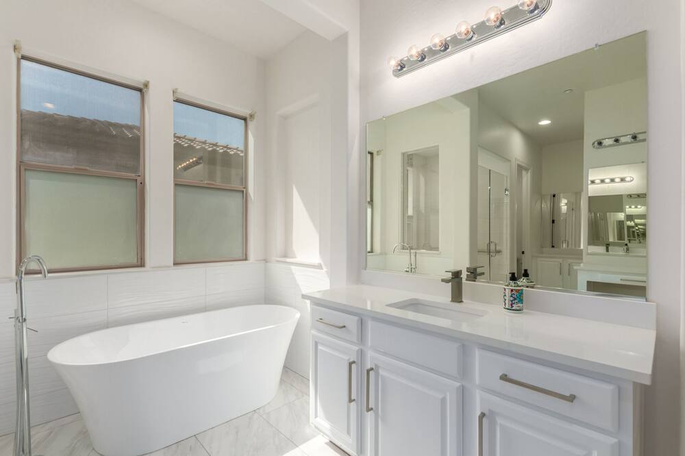 Photo of Bathroom in Vistancia