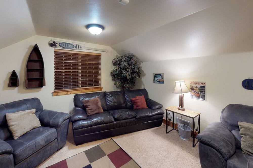 Photo of Livingroom in Donnelly