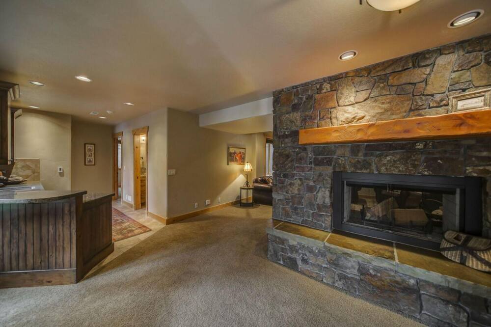 Photo of Livingroom in Tamarack