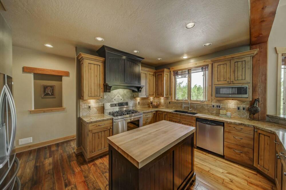 Photo of Kitchen in Tamarack