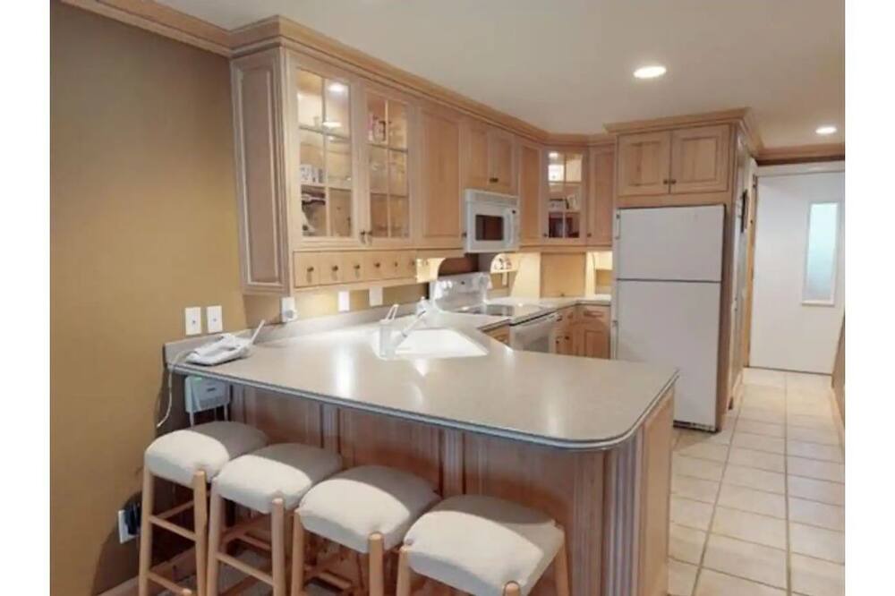 Photo of Kitchen in Snowshoe