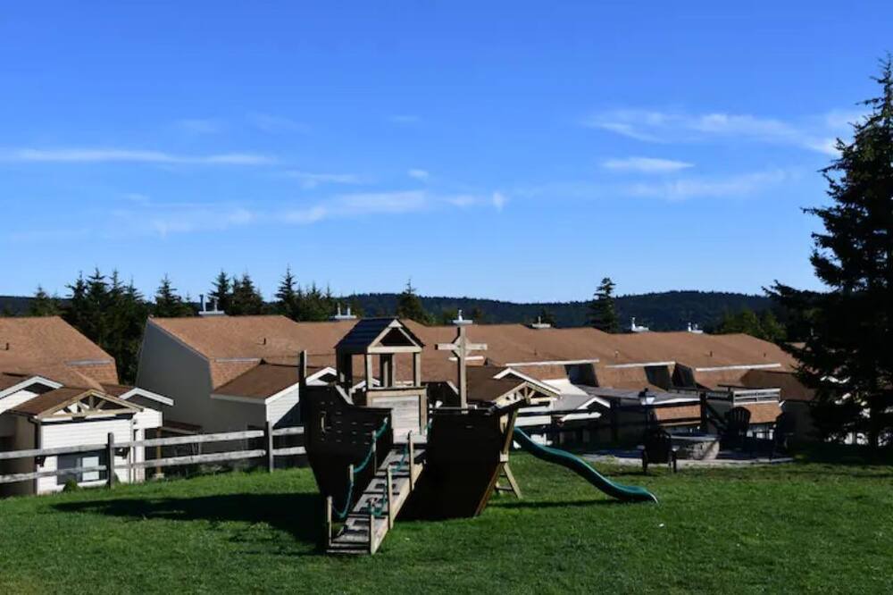 Photo of Outdoor in Snowshoe