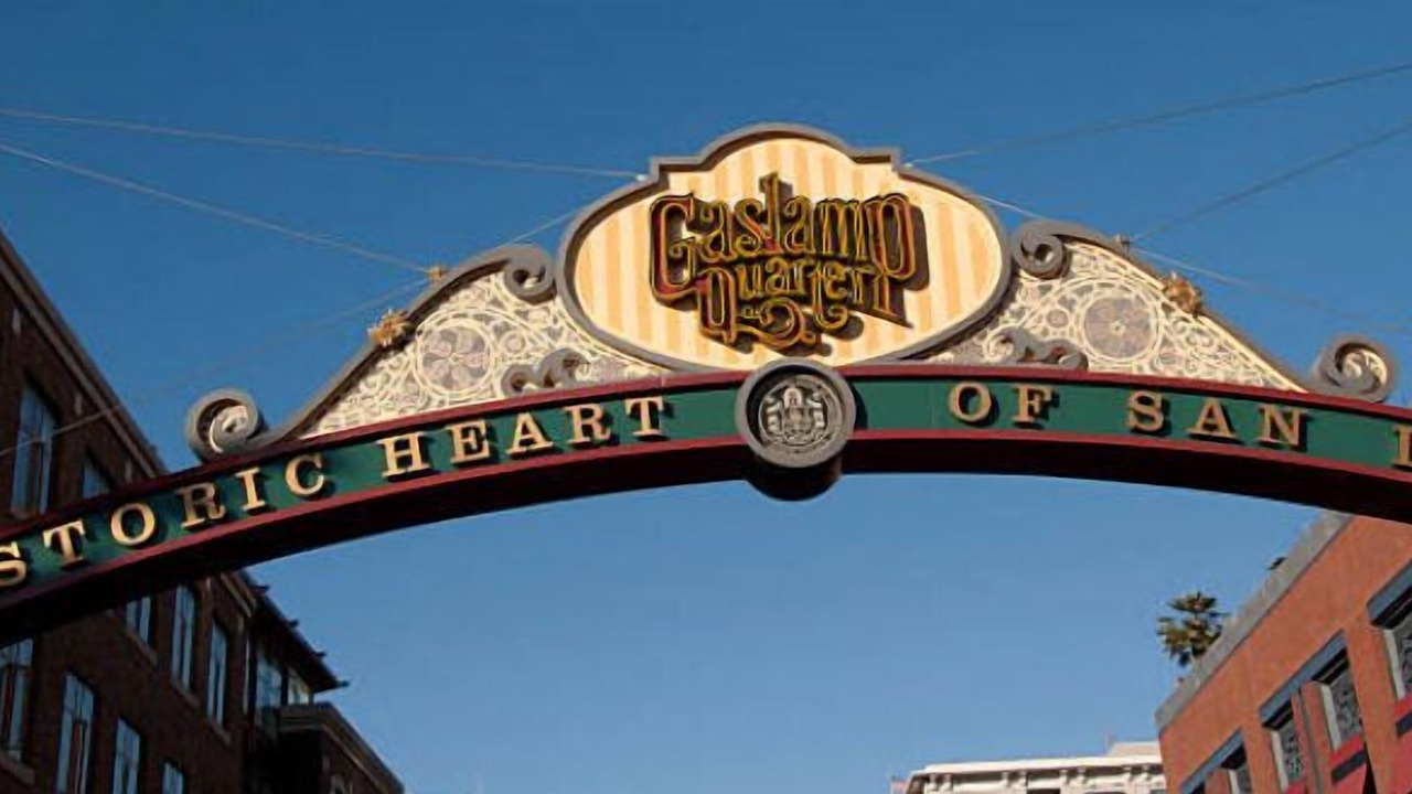 Photo of Others in Gaslamp Quarter