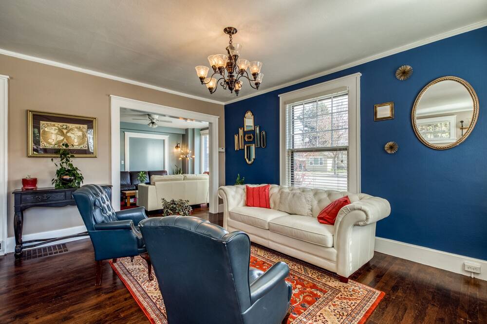 Photo of Livingroom in North End